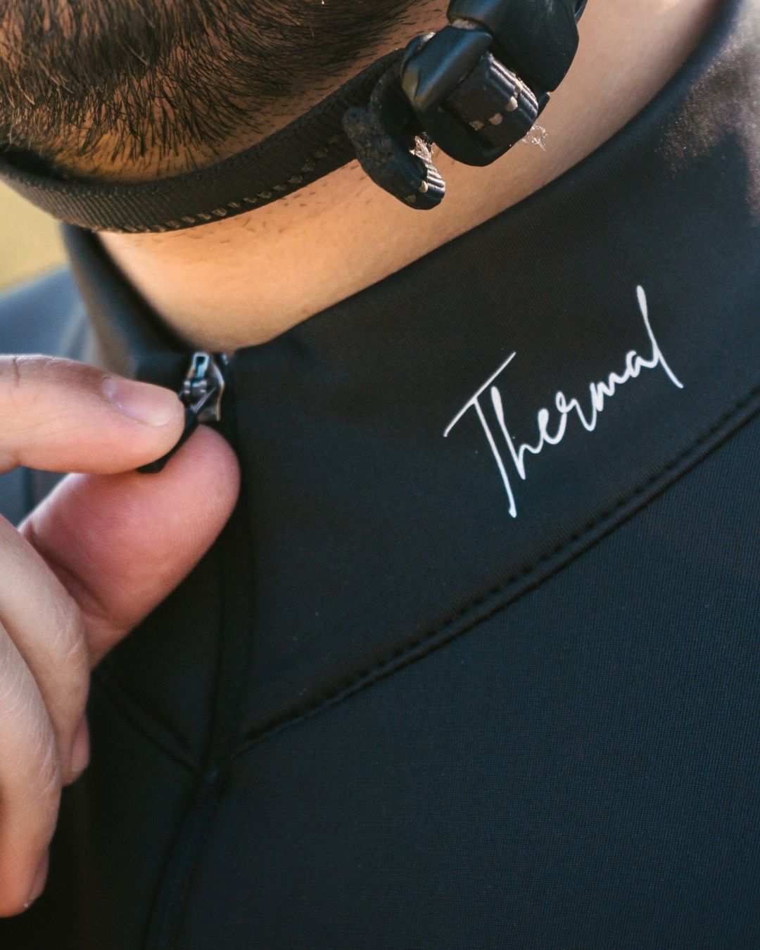 JERSEY TERMICO NEGRO - HOMBRE