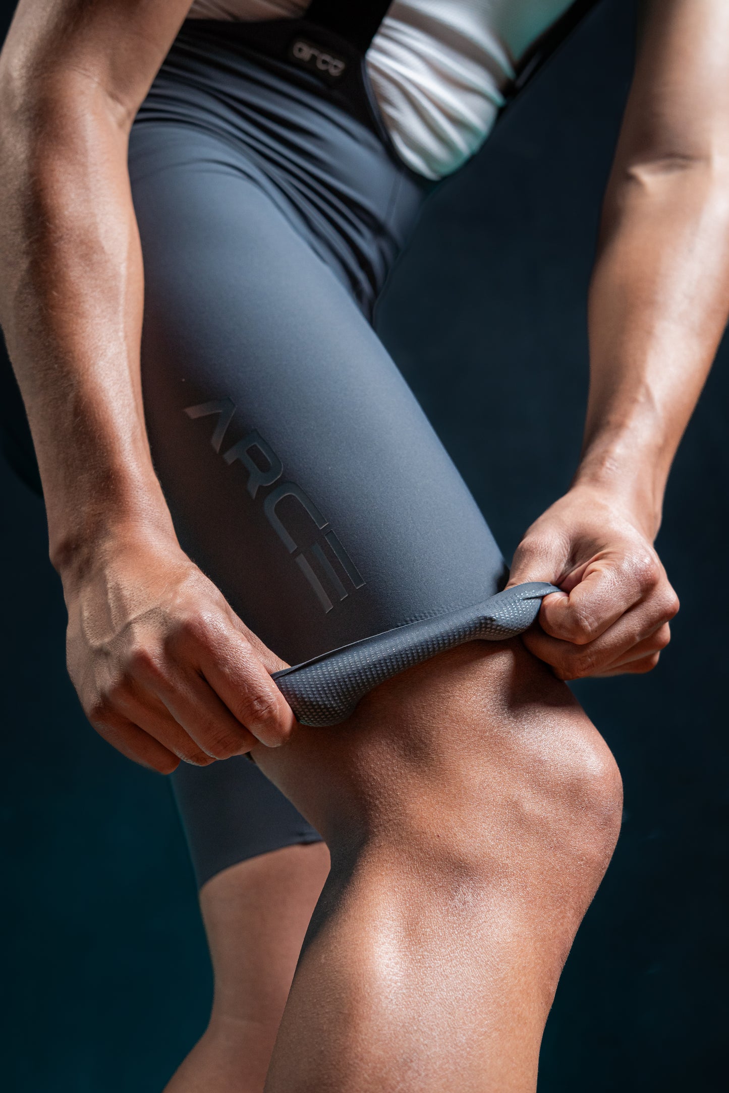 BADANA BIB PRO HOMBRE - GRIS